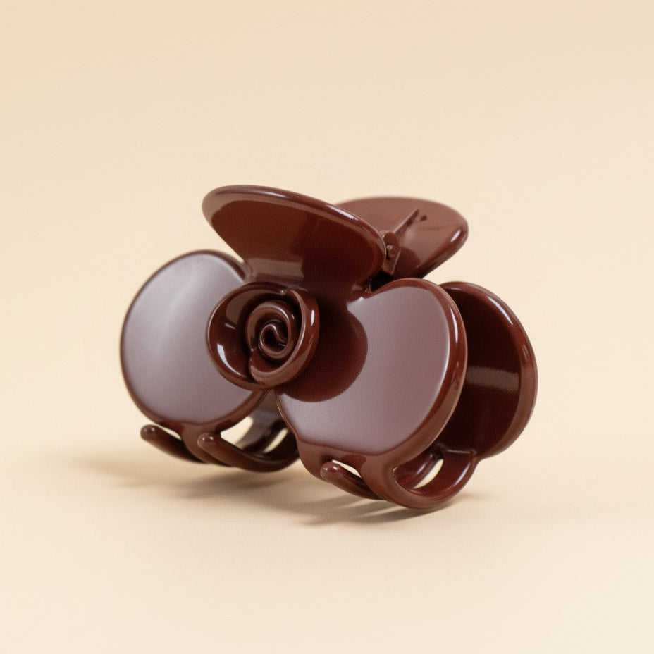 Red Vintage Claw Hair Clip in Garnet