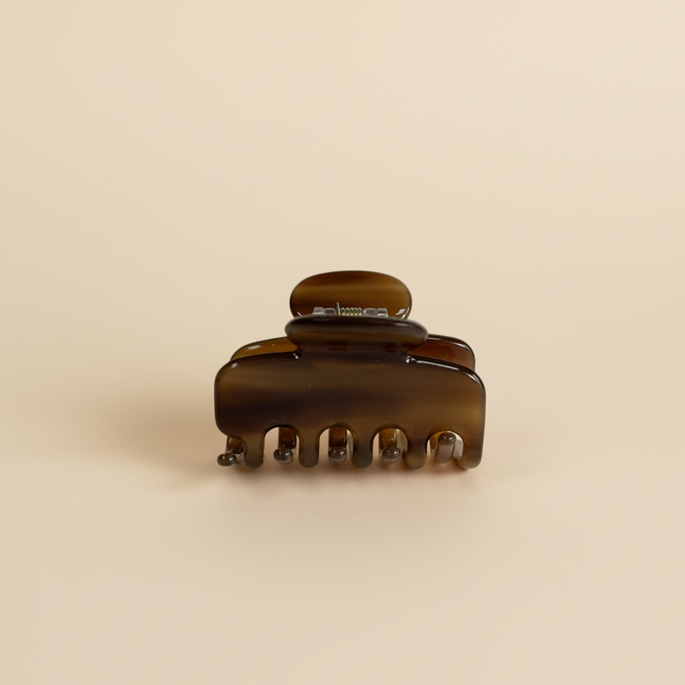 Brown dark Tiny Claw Hair Clip in Dark chocolate