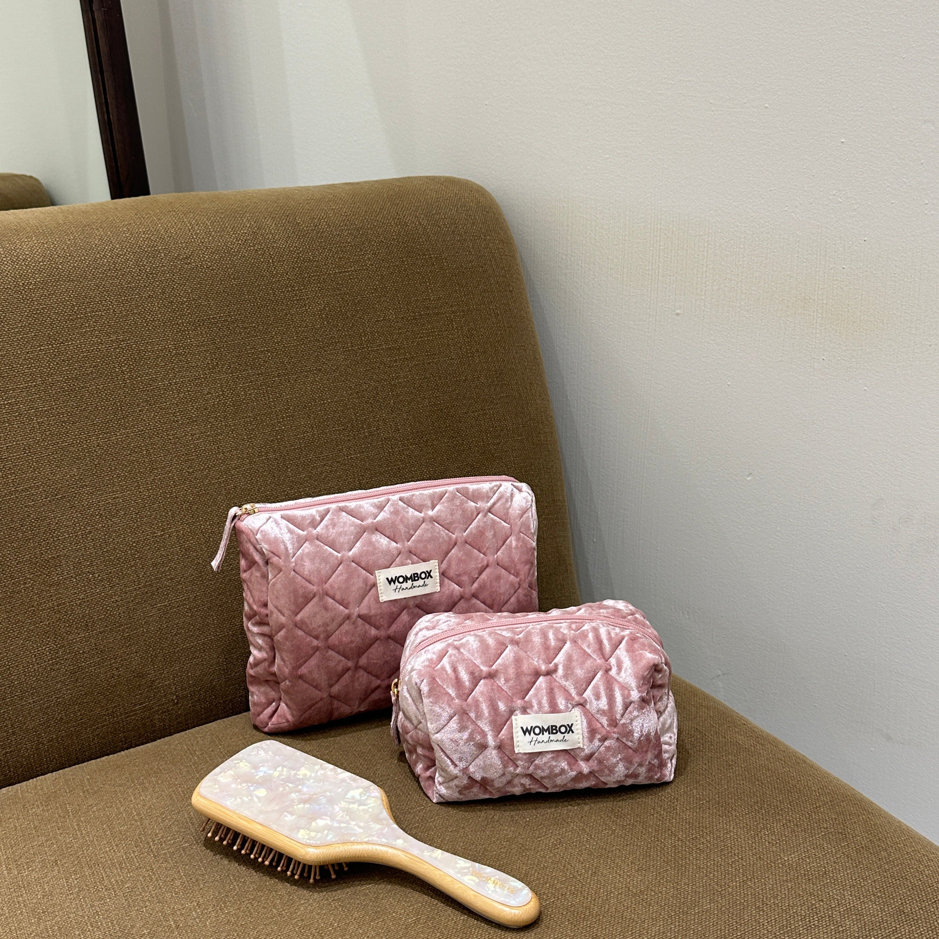 Beauty Pouch in Fuchsia Bloom