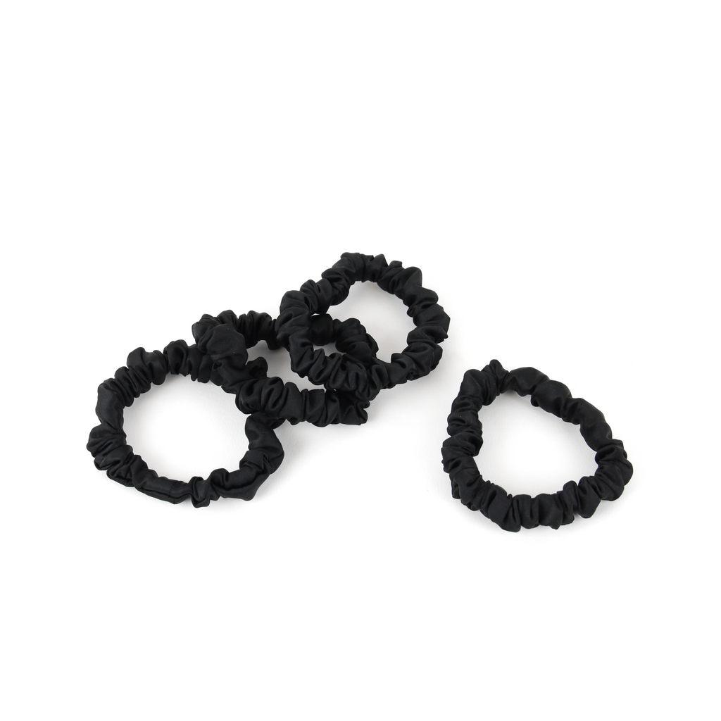 Skinny Silk Scrunchie in Noir