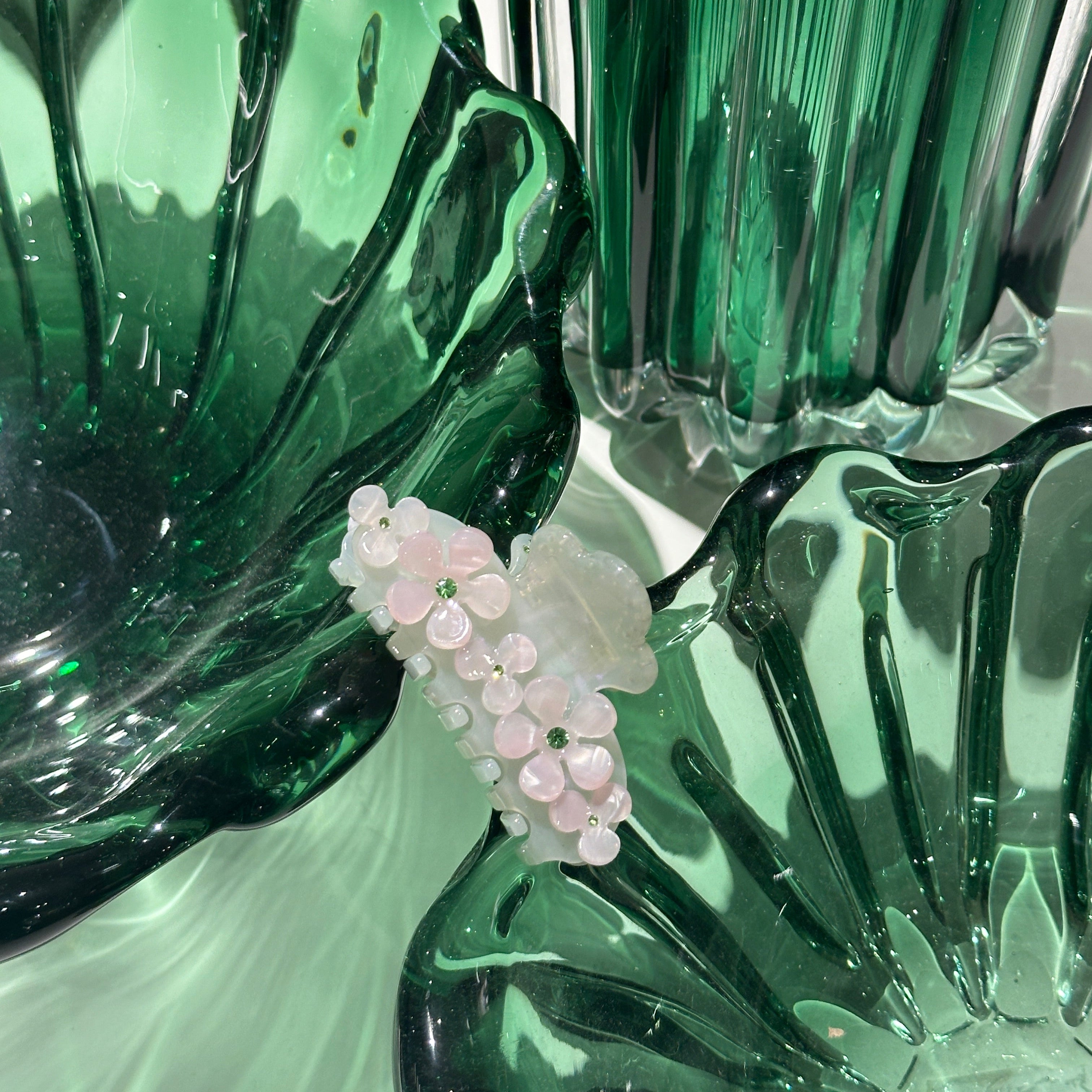 Belle Clip in Summer Wind