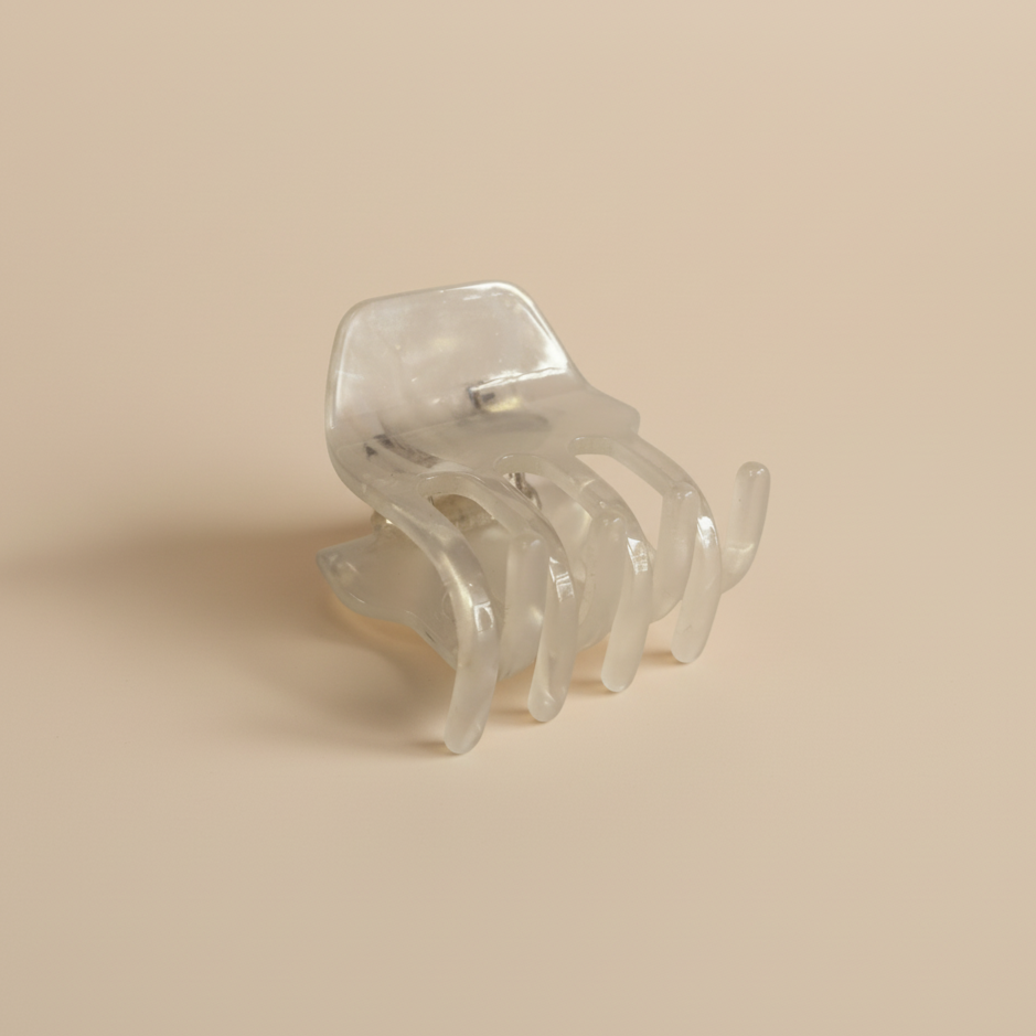 Transparent Mini Claw Hair Clip in Morning Dew