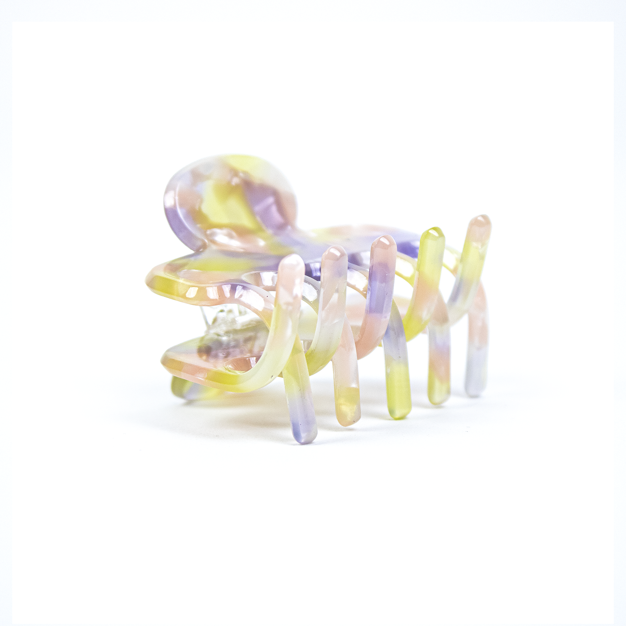 Tiny Claw Hair Clip in Aurora Glow