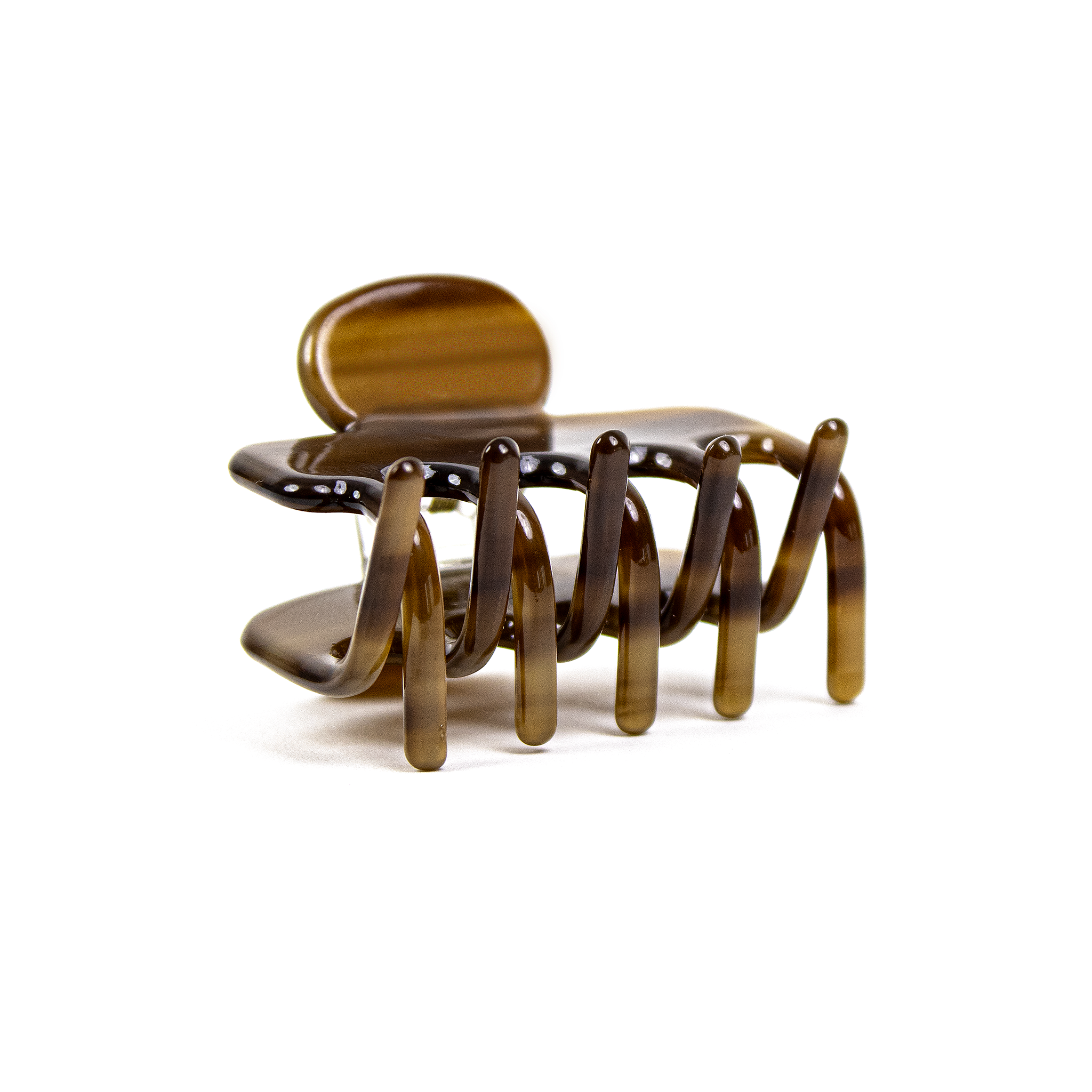 Tiny Claw Hair Clip in Dark chocolate