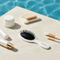 White Small brush in Morning Dew