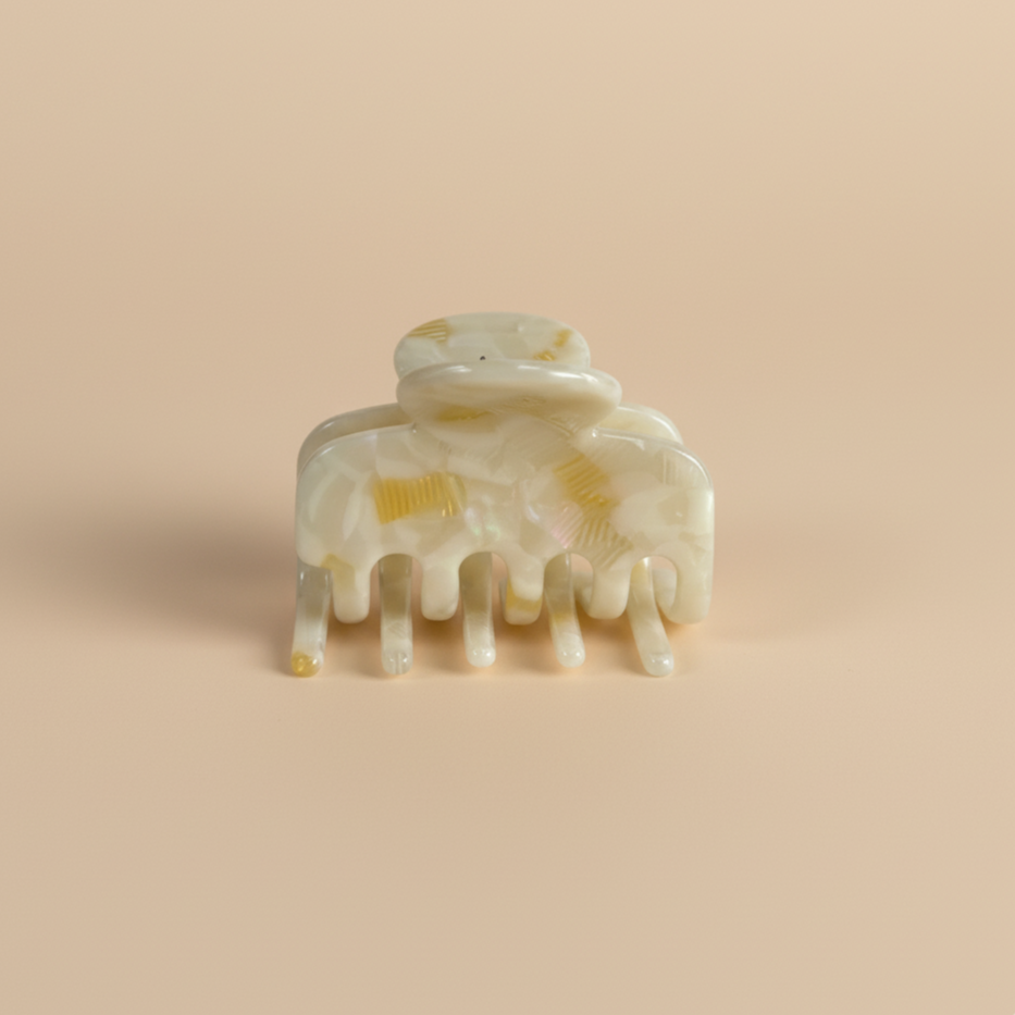 Yellow Tiny Claw Hair Clip in Sweet Mango